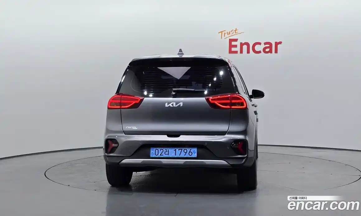 Kia Niro 2023 0.1 Автомат в Москве № 131747, фото 16