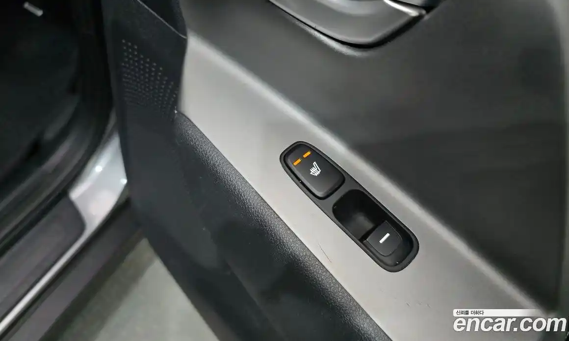 Kia Niro 2023 0.1 Автомат в Москве № 131747, фото 18