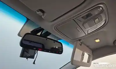 Kia Niro 2023 0.1 Автомат в Москве № 131747, миниатюра 2