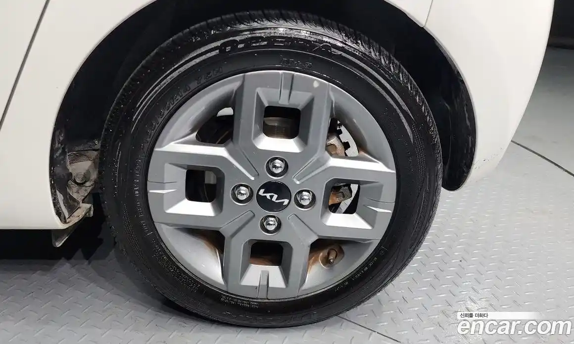 Kia Ray 2023 1.0 Автомат в Москве № 131760, фото 11