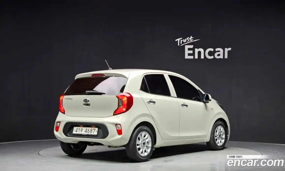 Kia Morning 2018 1.0 Автомат в Москве № 131927, фото 3