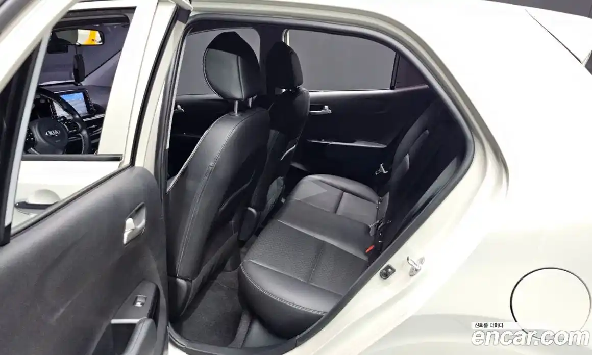 Kia Morning 2018 1.0 Автомат в Москве № 131927, фото 6