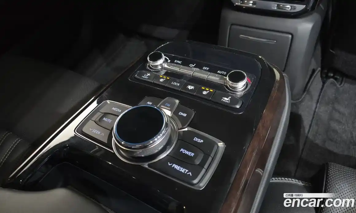 Genesis EQ900 2018 3.8 Автомат в Москве № 13209, фото 19