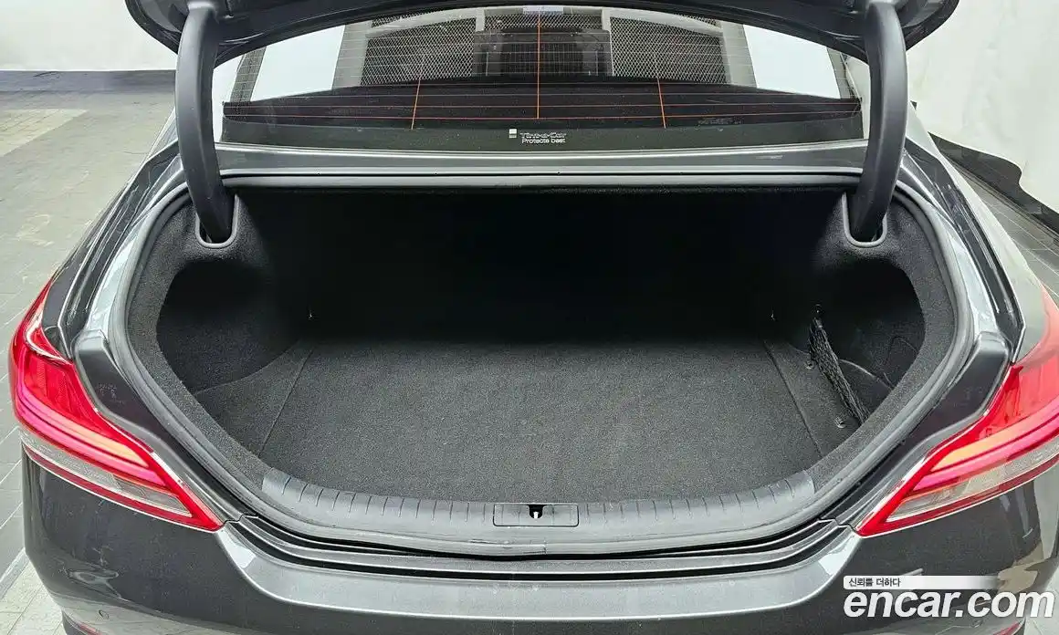 Genesis G70 2018 2.2 Автомат в Москве № 13343, фото 17