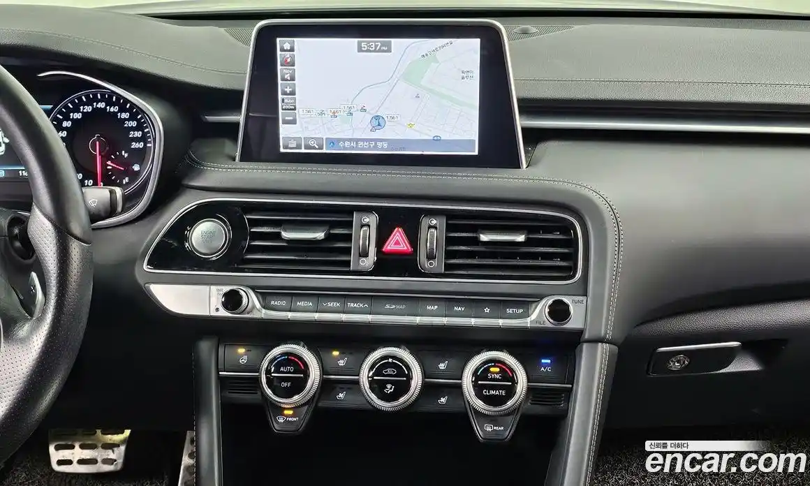 Genesis G70 2018 2.2 Автомат в Москве № 13343, фото 10