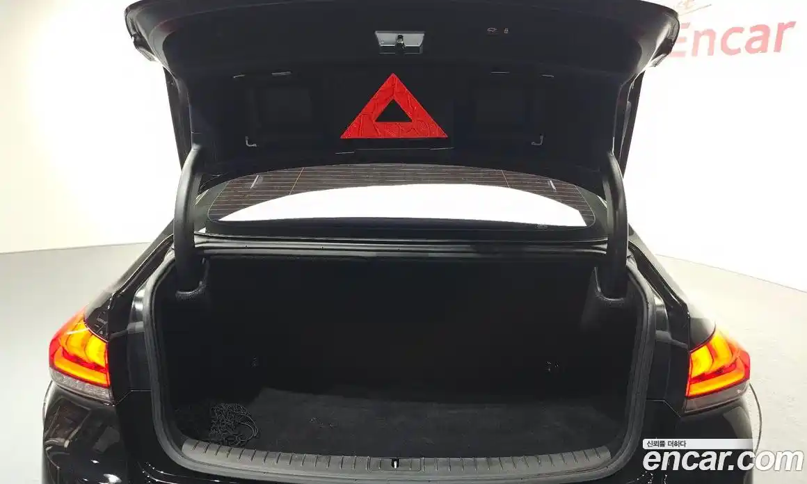 Genesis G80 2018 3.3 Автомат в Москве № 135771, фото 20