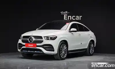 Mercedes-Benz GLE-Class 2023 2.9 Автомат в Москве № 137341, миниатюра 3