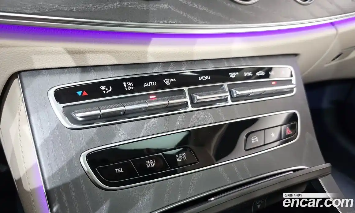 Mercedes-Benz E-Class 2021 3.0 Автомат в Москве № 137659, фото 16