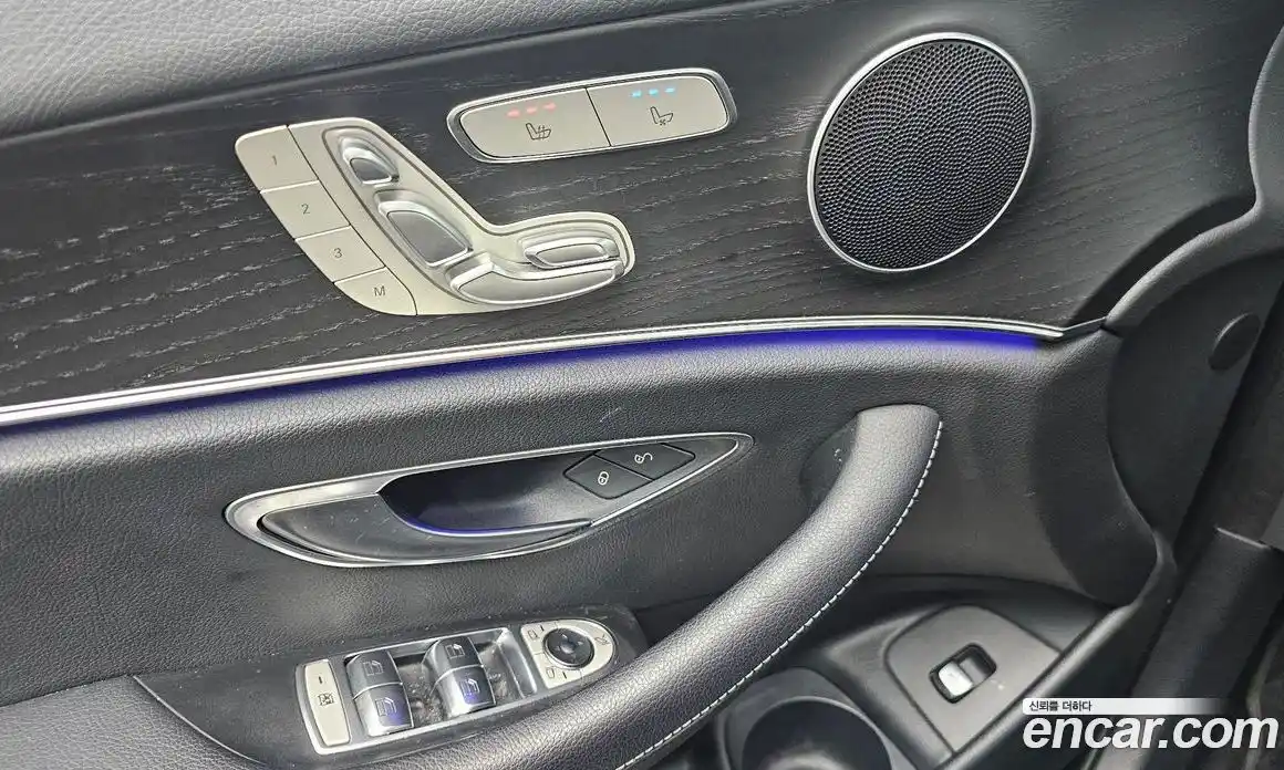 Mercedes-Benz E-Class 2022 2.0 Автомат в Москве № 139963, фото 14