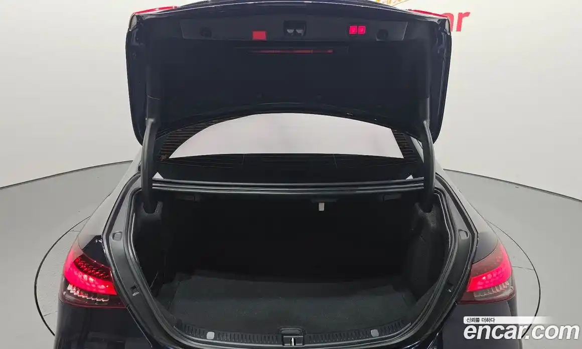 Mercedes-Benz E-Class 2022 2.0 Автомат в Москве № 139963, фото 18