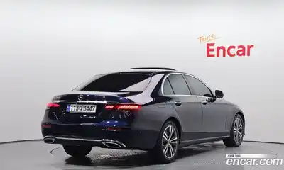 Mercedes-Benz E-Class 2022 2.0 Автомат в Москве № 139963, миниатюра 9