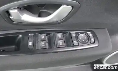 Renault SM3 2015 1.6 Автомат в Москве № 147853, миниатюра 6