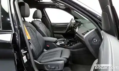 BMW X3 2024 2.0 Автомат в Москве № 154559, миниатюра 9