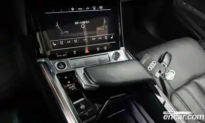 Audi e-tron 2022 0.2 Автомат в Москве № 154741, миниатюра 8