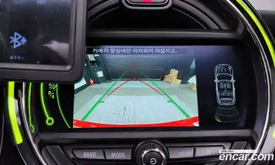 Mini Cooper Convertible 2018 1.5 Автомат в Москве № 157337, миниатюра 5