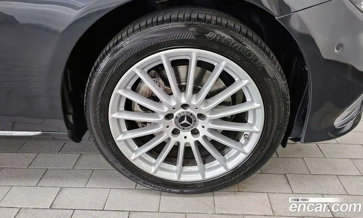 Mercedes-Benz E-Class 2021 1.9 Автомат в Москве № 158010, фото 18