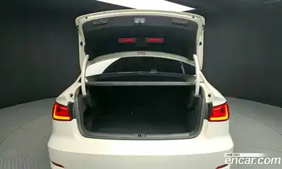 Audi A3 2015 1.6 Автомат в Москве № 158273, миниатюра 7