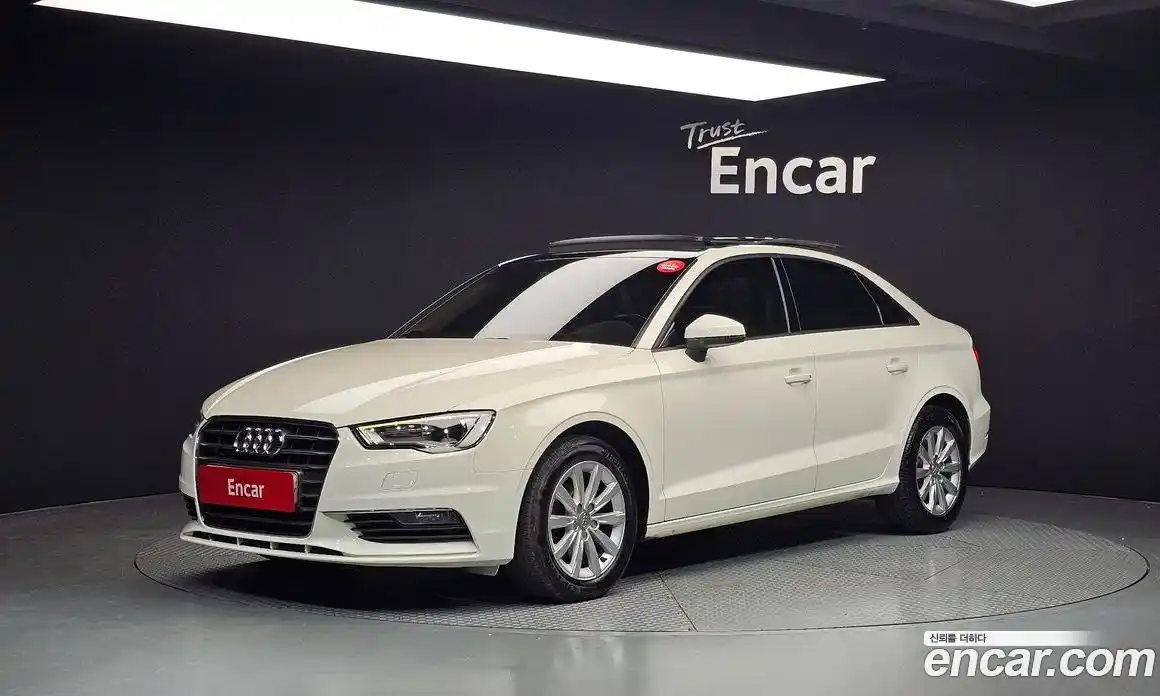 Audi A3 2015 1.6 Автомат в Москве № 158273, фото 8