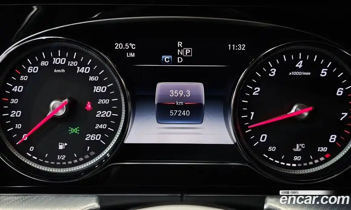 Mercedes-Benz E-Class 2020 2.0 Автомат в Москве № 159641, фото 13