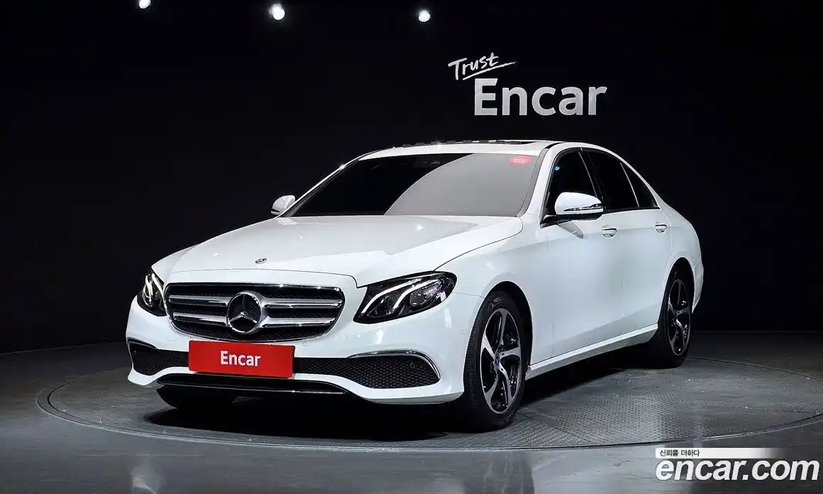 Mercedes-Benz E-Class 2020 2.0 Автомат в Москве № 159641, фото 8