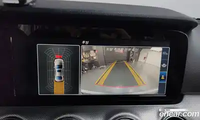 Mercedes-Benz E-Class 2017 2.0 Автомат в Москве № 160855, миниатюра 12