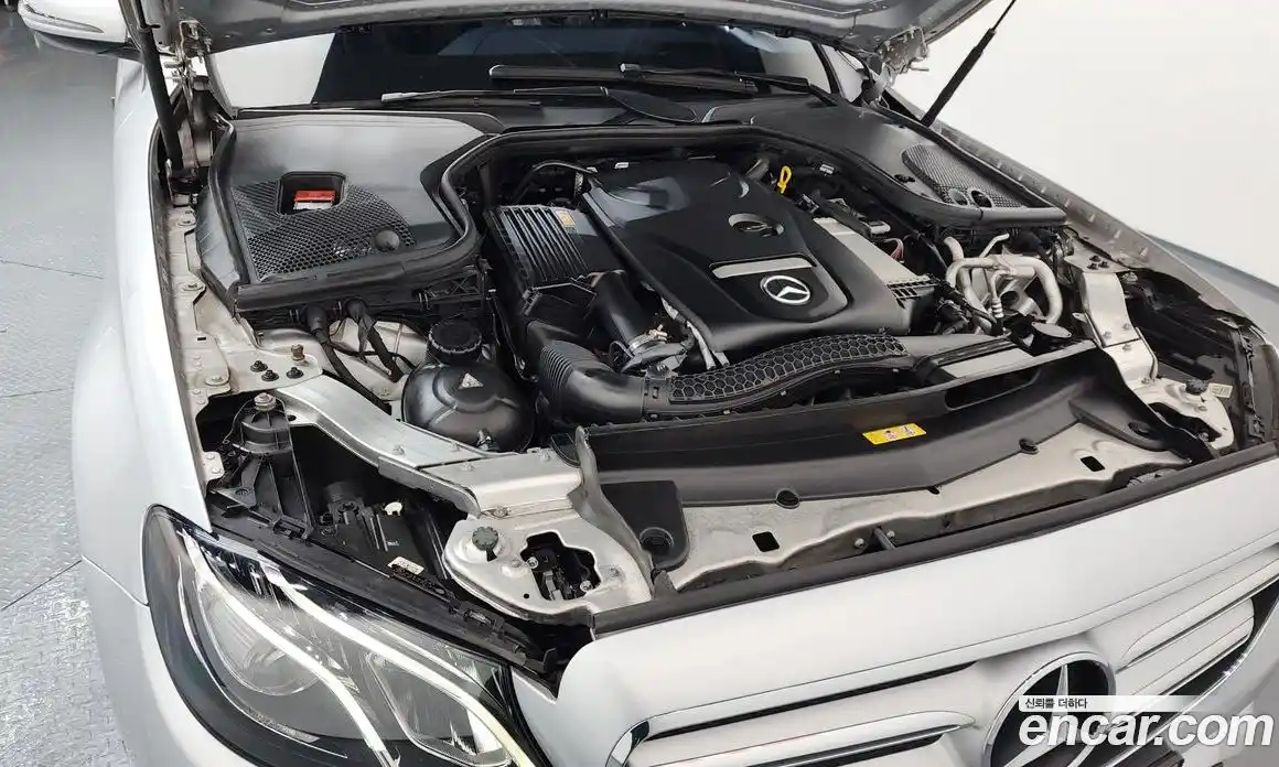 Mercedes-Benz E-Class 2017 2.0 Автомат в Москве № 160855, фото 8