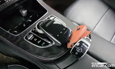 Mercedes-Benz E-Class 2020 2.0 Автомат в Москве № 161008, миниатюра 3