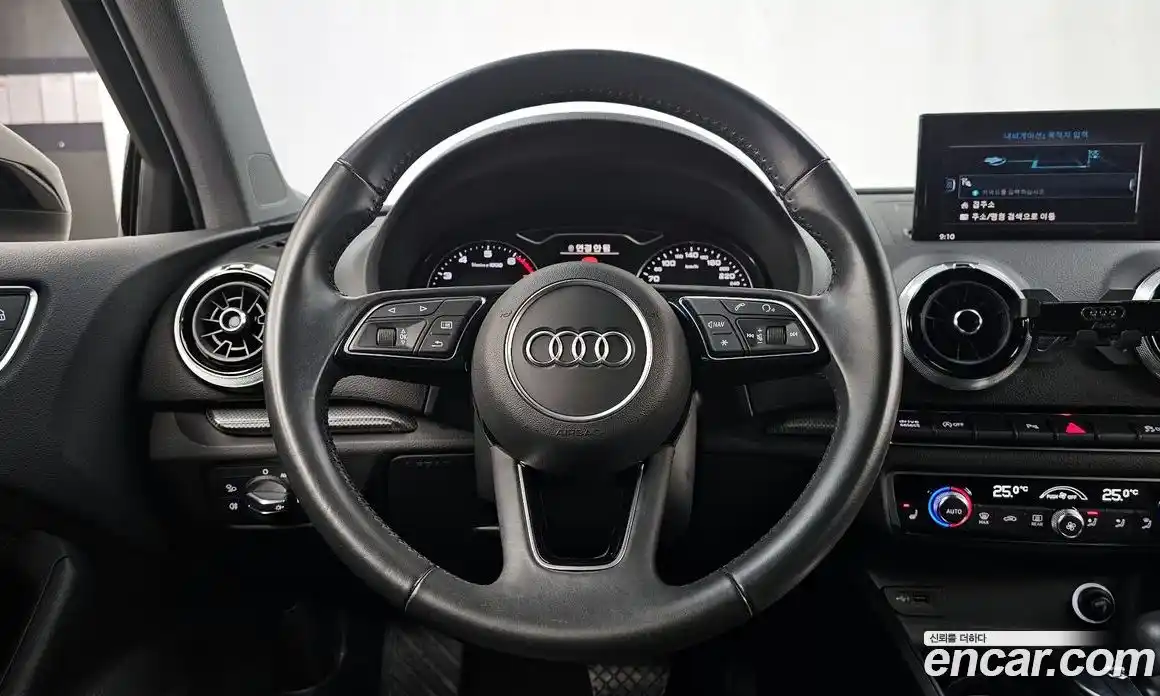 Audi A3 2018 2.0 Автомат в Москве № 163047, фото 12