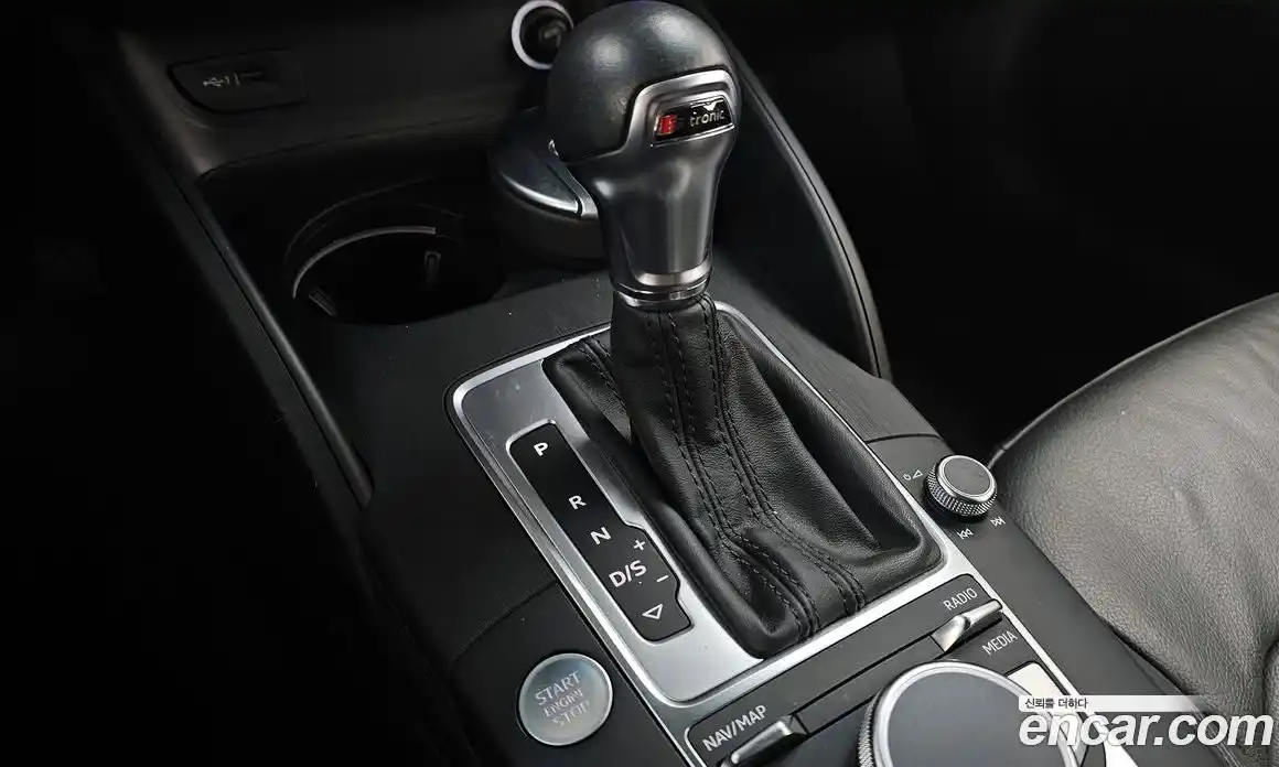 Audi A3 2018 2.0 Автомат в Москве № 163047, фото 6