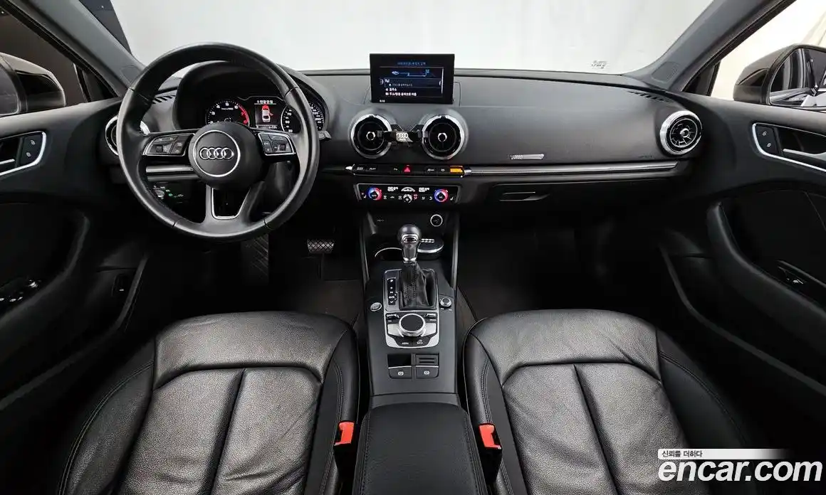 Audi A3 2018 2.0 Автомат в Москве № 163047, фото 10