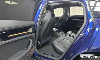 Porsche Panamera 2025 4.0 Автомат в Москве № 164909, миниатюра 6