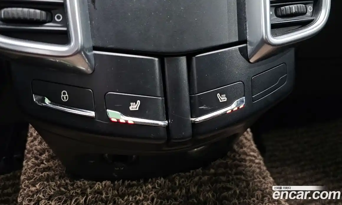 Porsche Cayenne 2015 3.0 Автомат в Москве № 165651, фото 18