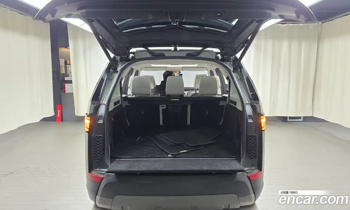 Land Rover Discovery 2017 3.0 Автомат в Москве № 166323, фото 12