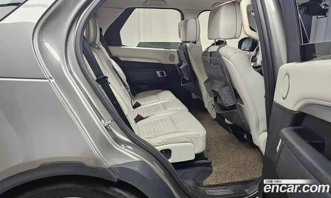 Land Rover Discovery 2017 3.0 Автомат в Москве № 166323, фото 15