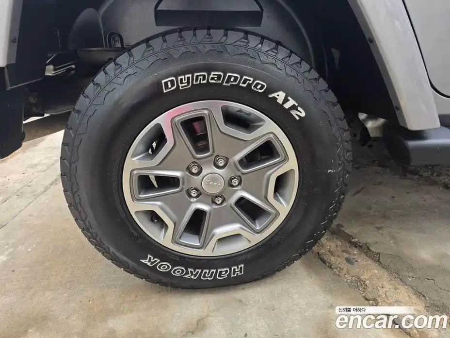 Jeep Wrangler 2015 2.8 Автомат в Москве № 170067, фото 15