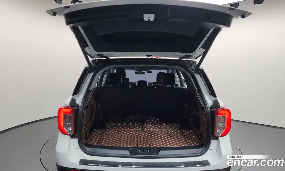 Ford Explorer 2022 2.3 Автомат в Москве № 170923, фото 19