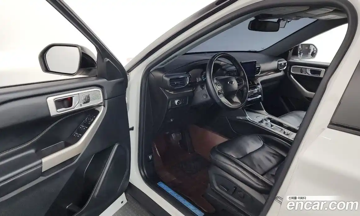 Ford Explorer 2022 2.3 Автомат в Москве № 170923, фото 9