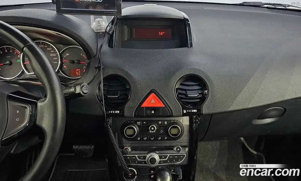 Renault QM5 2011 2.5 Автомат в Москве № 181370, фото 9