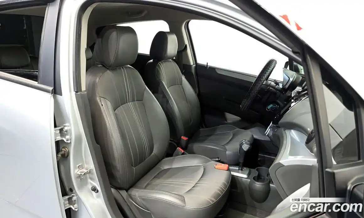 Chevrolet Spark 2014 1.0 Автомат в Москве № 1883, фото 20