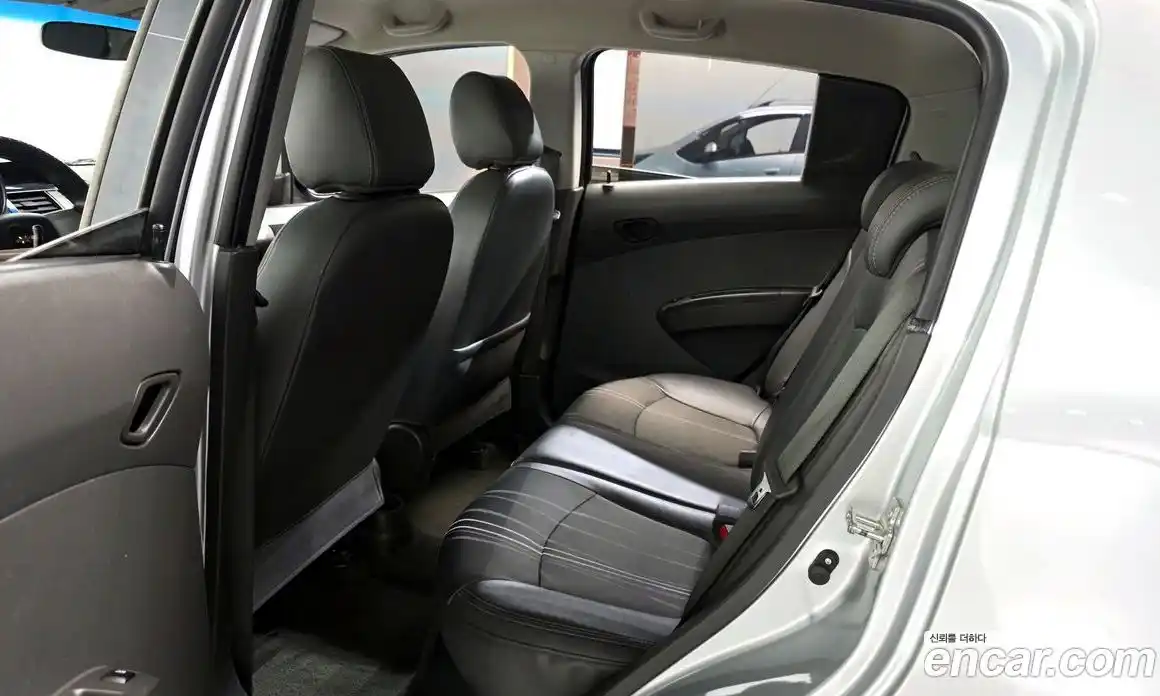 Chevrolet Spark 2014 1.0 Автомат в Москве № 1883, фото 6