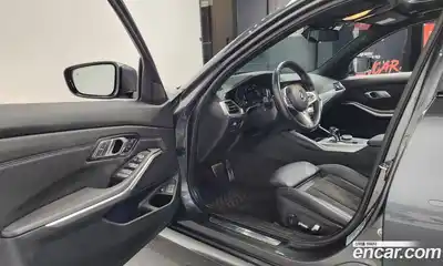 BMW 3-Series 2022 2.0 Автомат в Москве № 191769, миниатюра 9