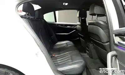 BMW 5-Series 2020 2.0 Автомат в Москве № 192084, миниатюра 11