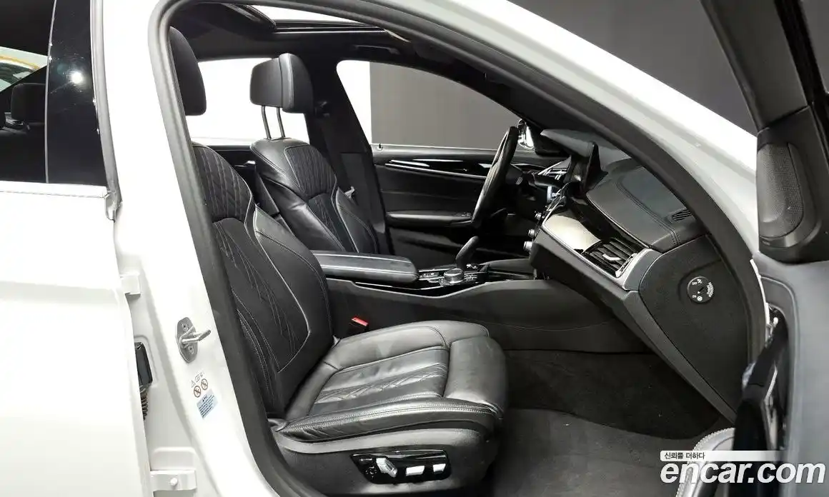 BMW 5-Series 2020 2.0 Автомат в Москве № 192084, фото 16