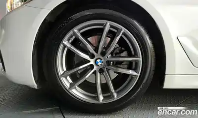 BMW 5-Series 2020 2.0 Автомат в Москве № 192084, миниатюра 3