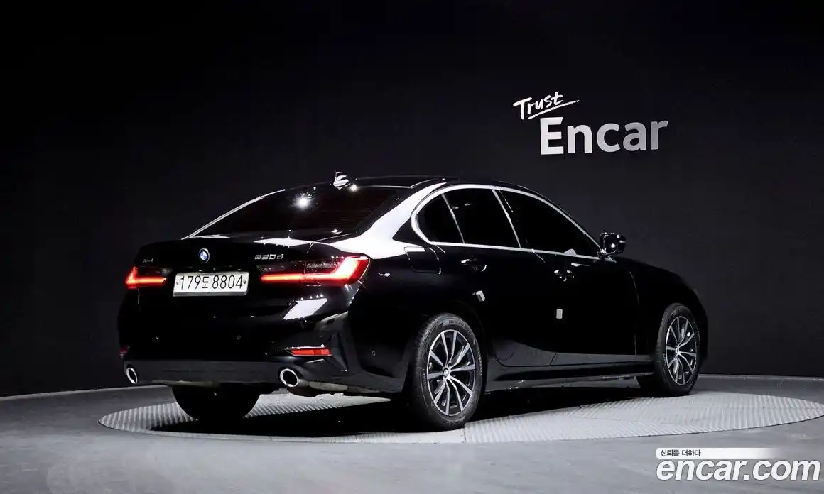 BMW 3-Series 2019 2.0 Автомат в Москве № 193163, фото 13