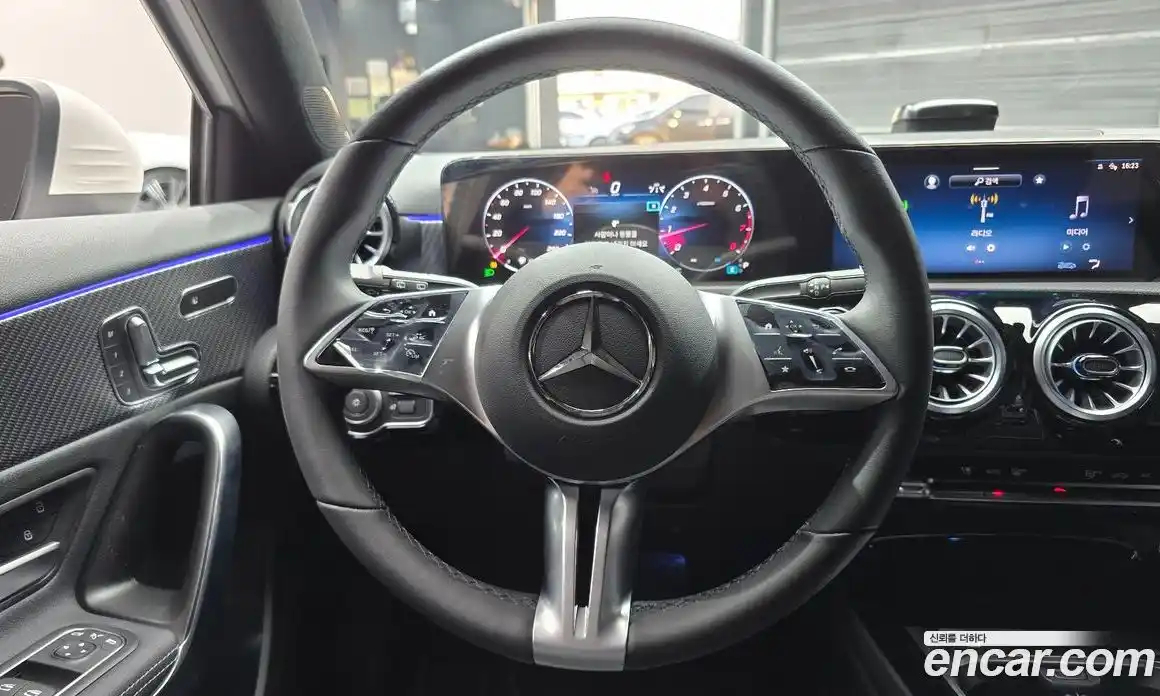 Mercedes-Benz A-Class 2025 2.0 Автомат в Москве № 193588, фото 19