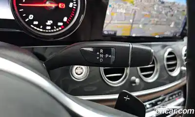 Mercedes-Benz E-Class 2020 1.9 Автомат в Москве № 194172, миниатюра 5