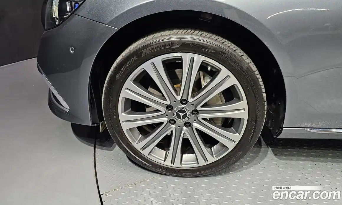 Mercedes-Benz E-Class 2023 2.0 Автомат в Москве № 194335, фото 13