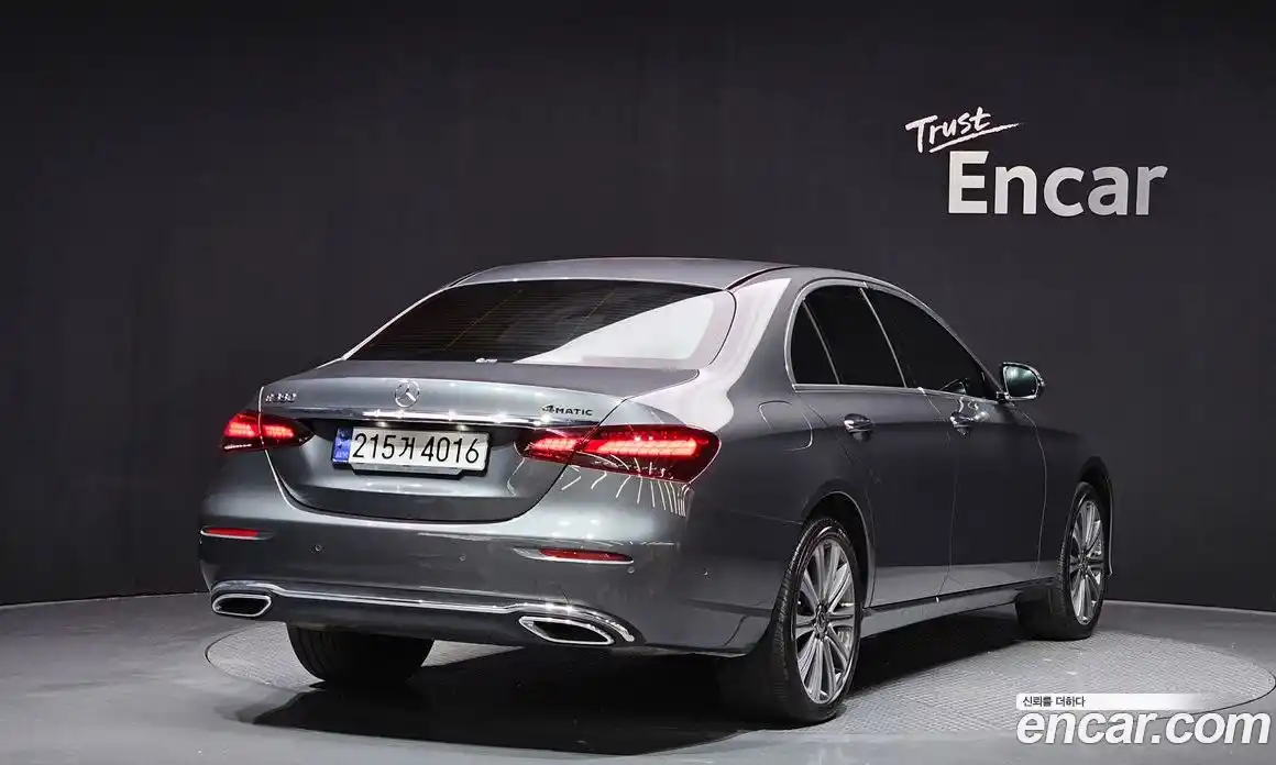 Mercedes-Benz E-Class 2023 2.0 Автомат в Москве № 194335, фото 20