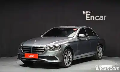 Mercedes-Benz E-Class 2023 2.0 Автомат в Москве № 194335, миниатюра 5